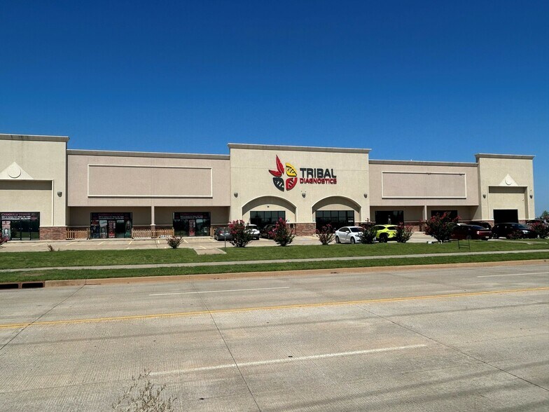 More Photos Of 9217-9301 S Eastern Ave, Oklahoma City Warehouse For Sale