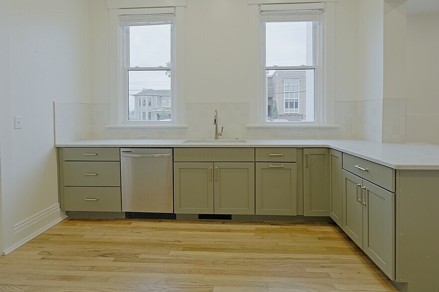 More Photos Of 26 N Short St, Troy Office For Lease