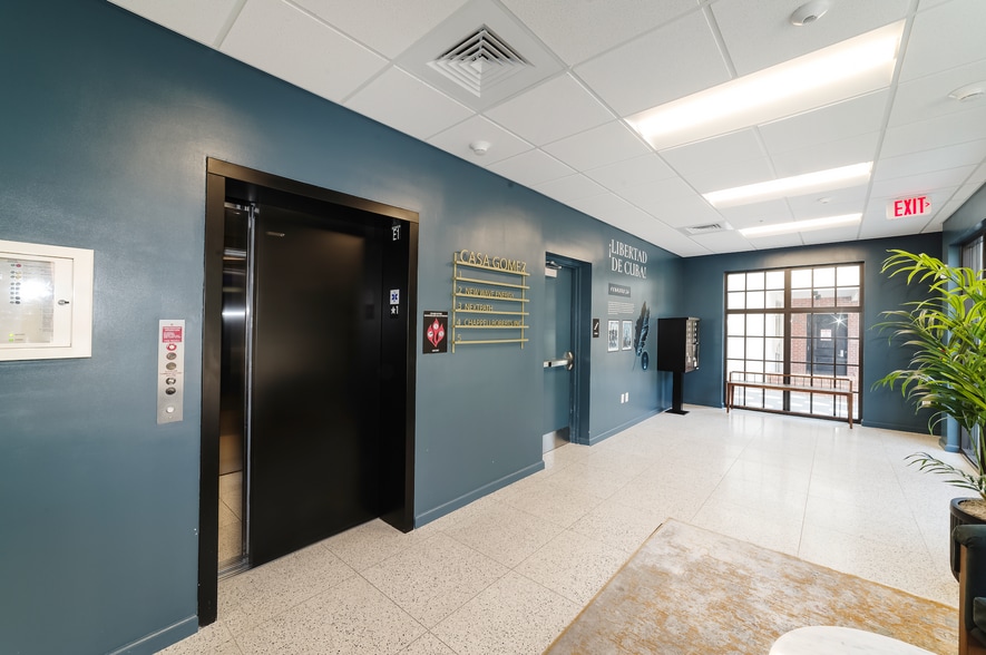 More Photos Of 1229 E 8th Ave, Tampa Storefront Retail Office For Lease