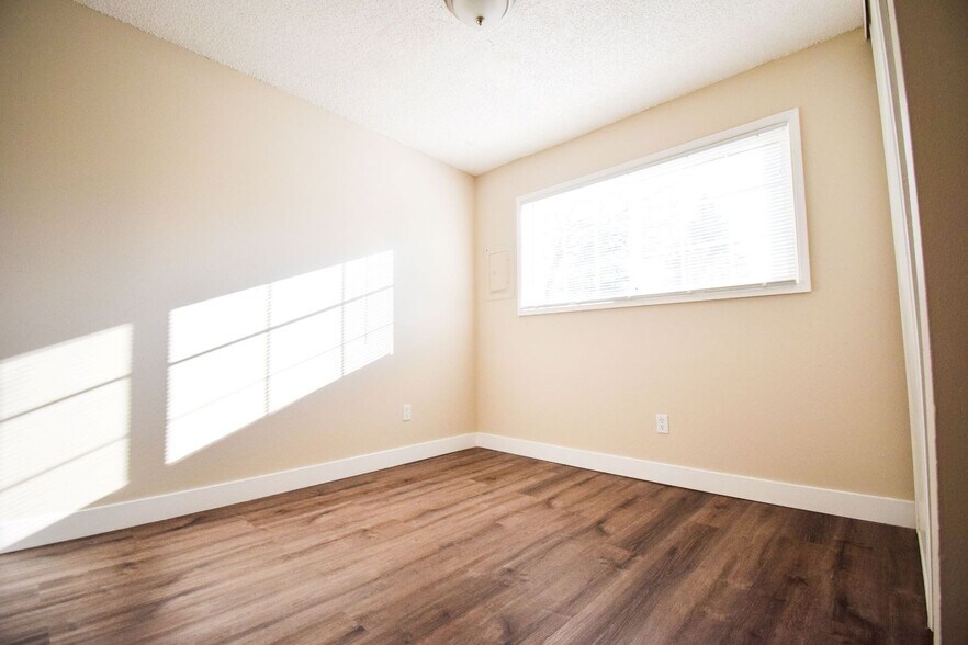 More Photos Of 12870 SW Allen Blvd, Beaverton Apartments For Sale