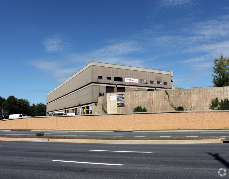 More Photos Of 18761 N Frederick Ave, Gaithersburg Light Distribution For Lease