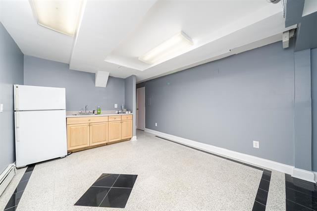 More Photos Of 168 COLES St, Jersey City Office Residential For Sale