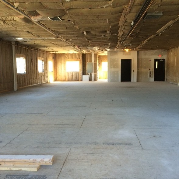 More Photos Of 670 Washington St, Attleboro Office For Lease