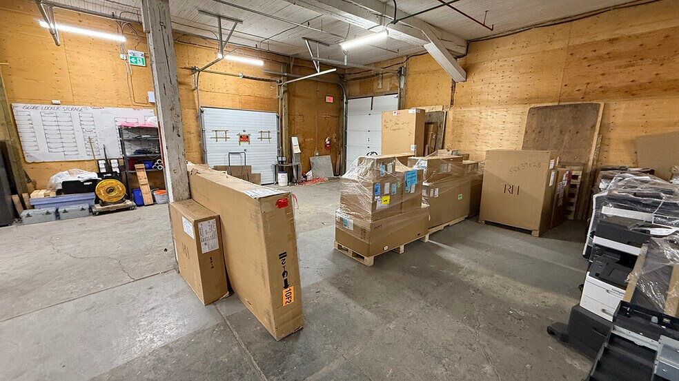 More Photos Of 1373 Spruce St, Winnipeg Manufacturing For Sale