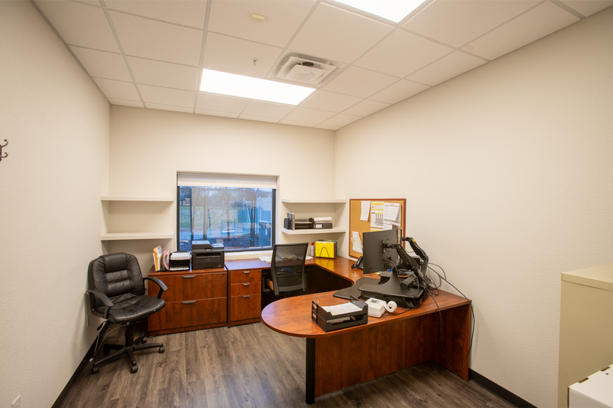 More Photos Of 1691 Zachi Way, Redding Specialty For Sale