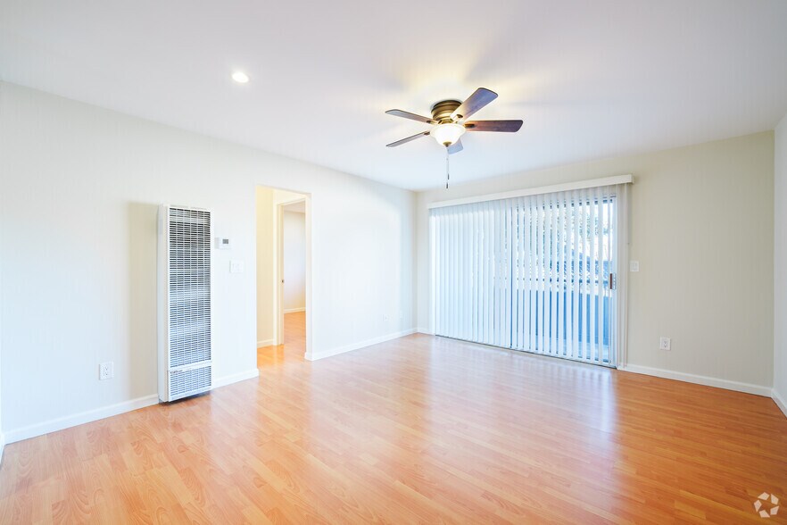 More Photos Of 900 Alvarez Ave, Pinole Apartments For Sale