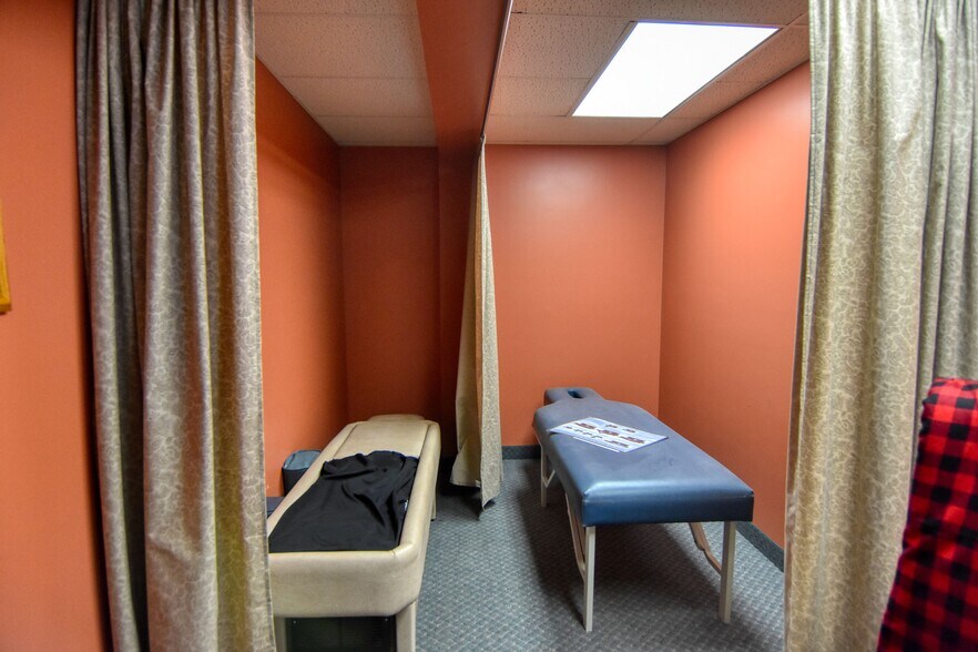 More Photos Of 1822 S Main St, Rice Lake Office Residential For Sale