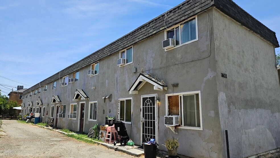 More Photos Of 1601 Jefferson St, Bakersfield Apartments For Sale