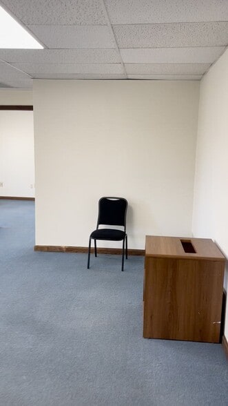 More Photos Of 600 Commerce Dr, Coraopolis Office Residential For Sale