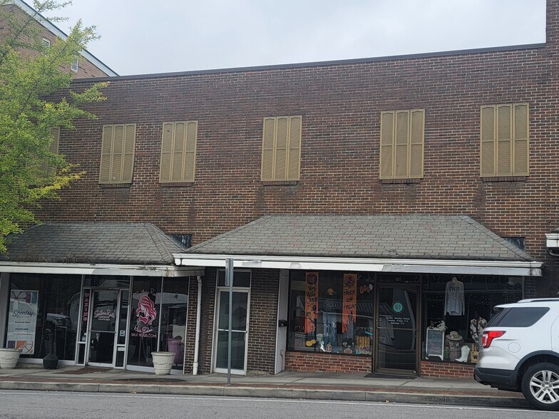 More Photos Of 1517-1525 Front St, Richlands Storefront Retail Residential For Sale