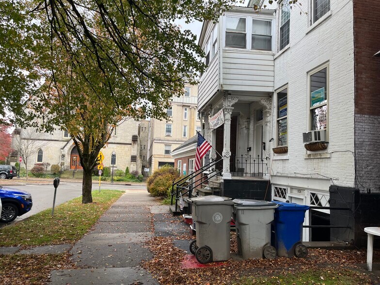 More Photos Of 926 Diamond Park, Meadville Office For Sale