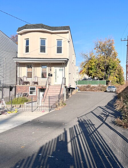 More Photos Of 1604 Van Buren St, Bronx Multifamily For Sale