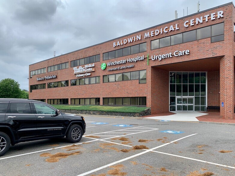 More Photos Of 12 Alfred St, Woburn Unknown For Lease