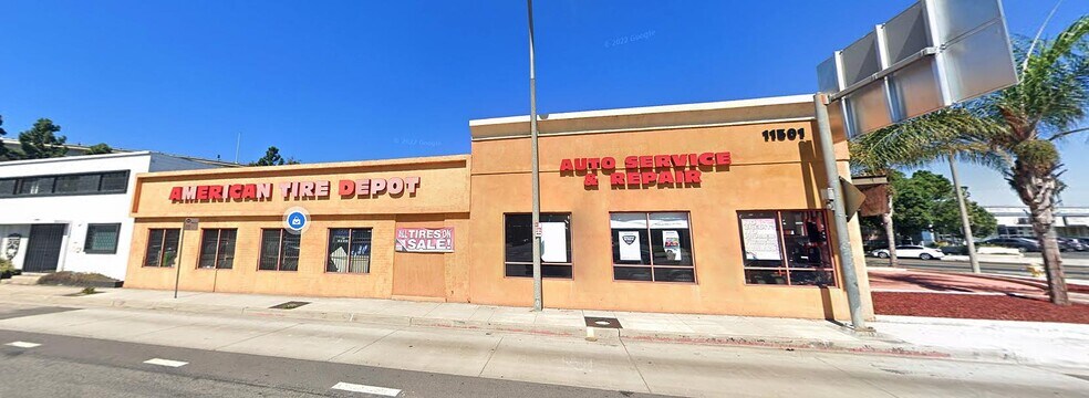 More Photos Of 11501 Jefferson Blvd, Culver City Freestanding For Sale