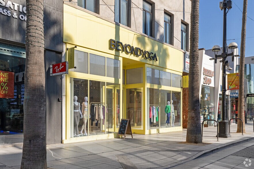More Photos Of 1401-1409 3rd Street Promenade, Santa Monica Storefront Retail Office For Lease