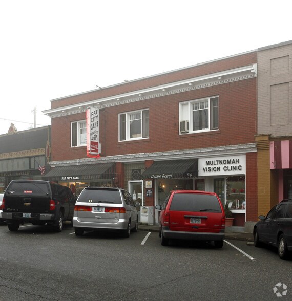 More Photos Of 7820-7826 SW Capitol Hwy, Portland Office For Lease