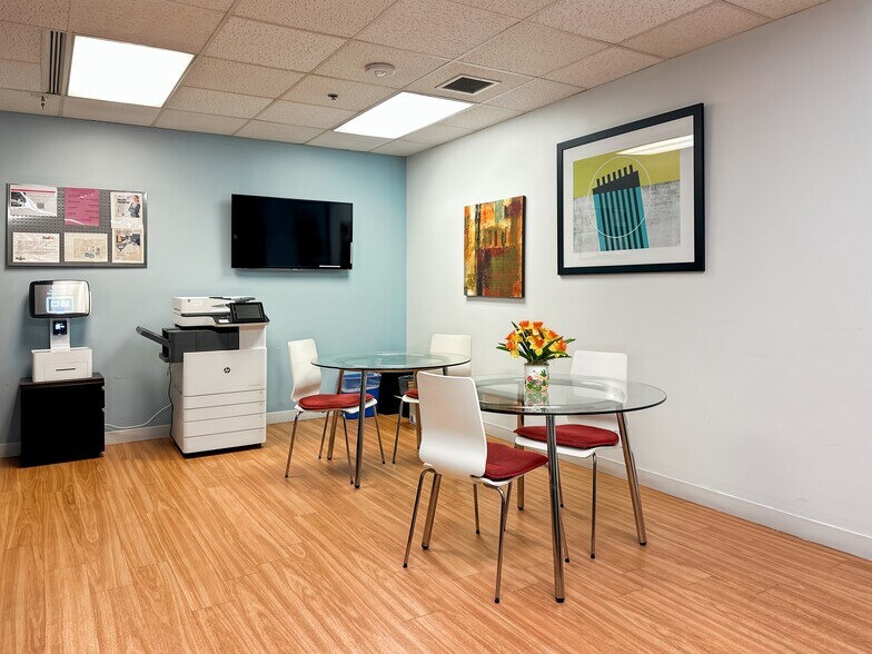 More Photos Of 10440 Little Patuxent Pky, Columbia Coworking Space