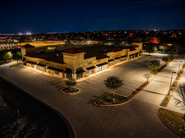 More Photos Of 861 N Coleman St, Prosper General Retail For Lease