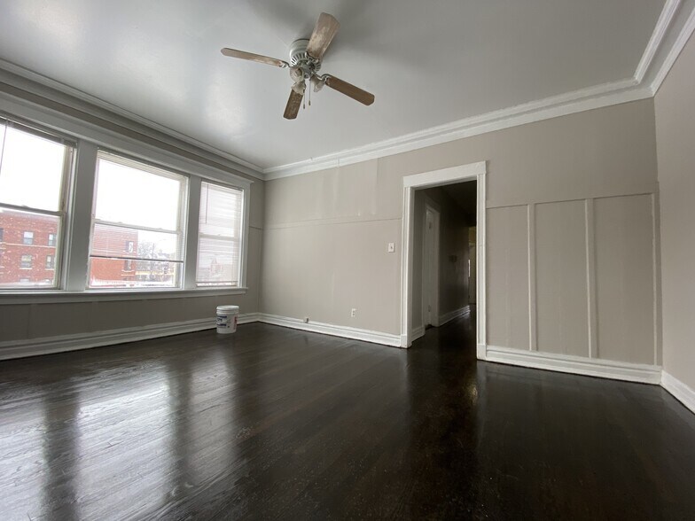 More Photos Of 5847-5849 S Michigan Ave, Chicago Apartments For Sale