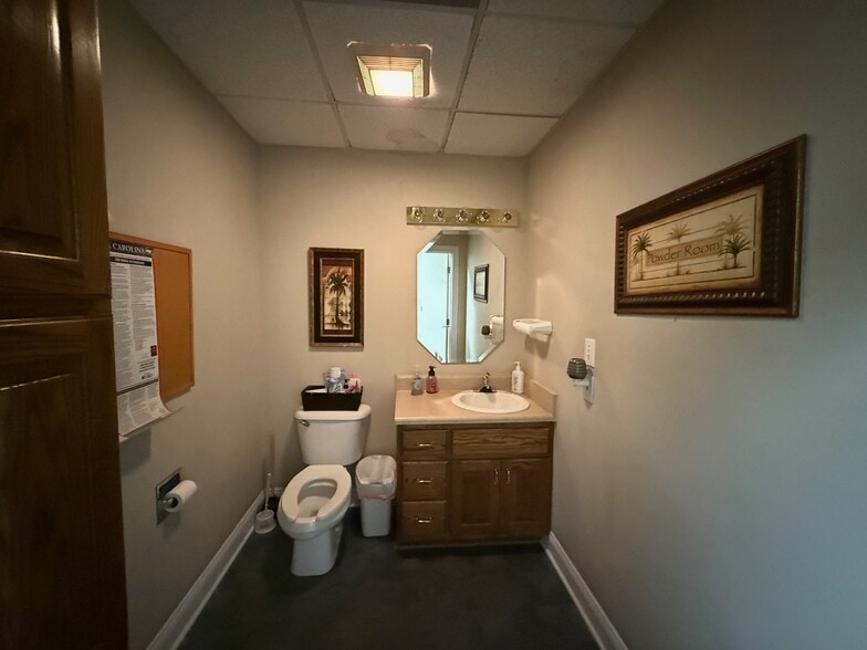 More Photos Of 4582 Cumberland Rd, Fayetteville Freestanding For Lease