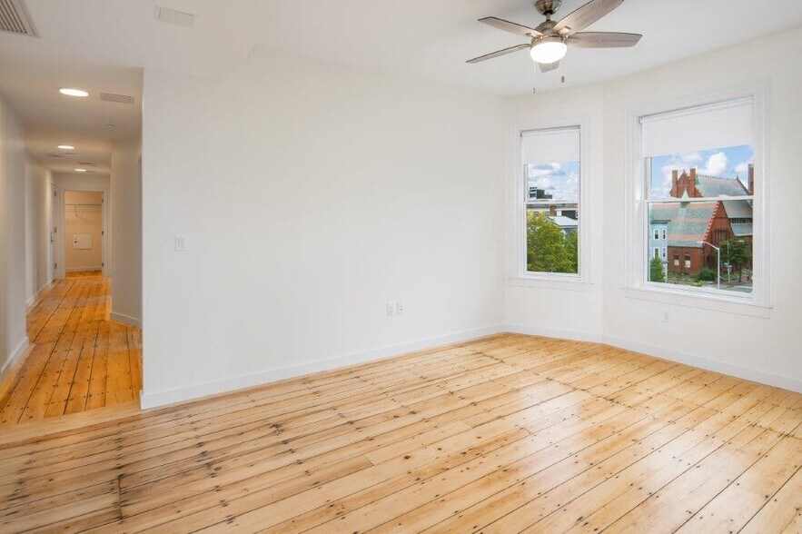More Photos Of 24 Magazine St, Cambridge Apartments For Sale