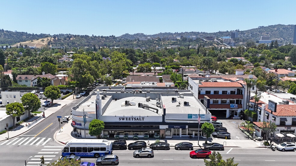 More Photos Of 10100-10112 Riverside Dr, Toluca Lake Storefront Retail Office For Lease