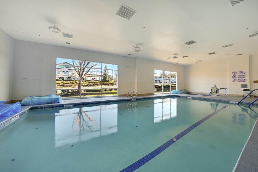 More Photos Of 719 S State Highway 49, Jackson Freestanding For Lease