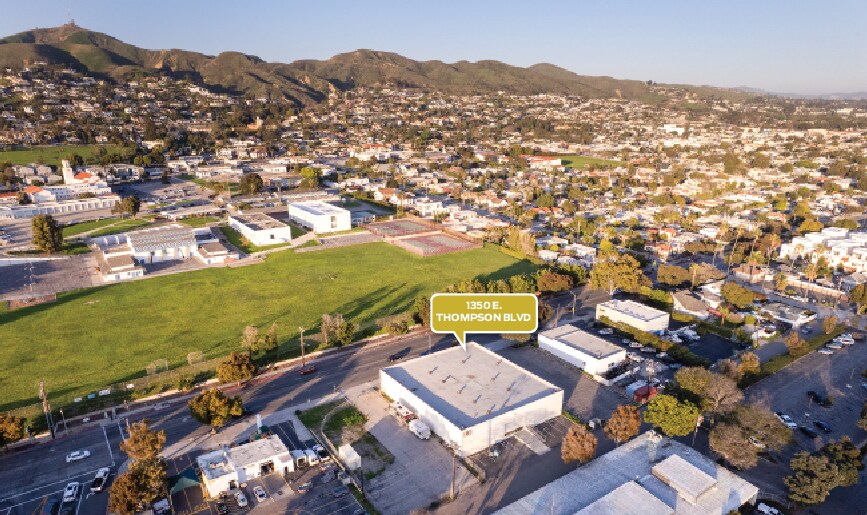 More Photos Of 1350 E Thompson Blvd, Ventura General Retail For Lease