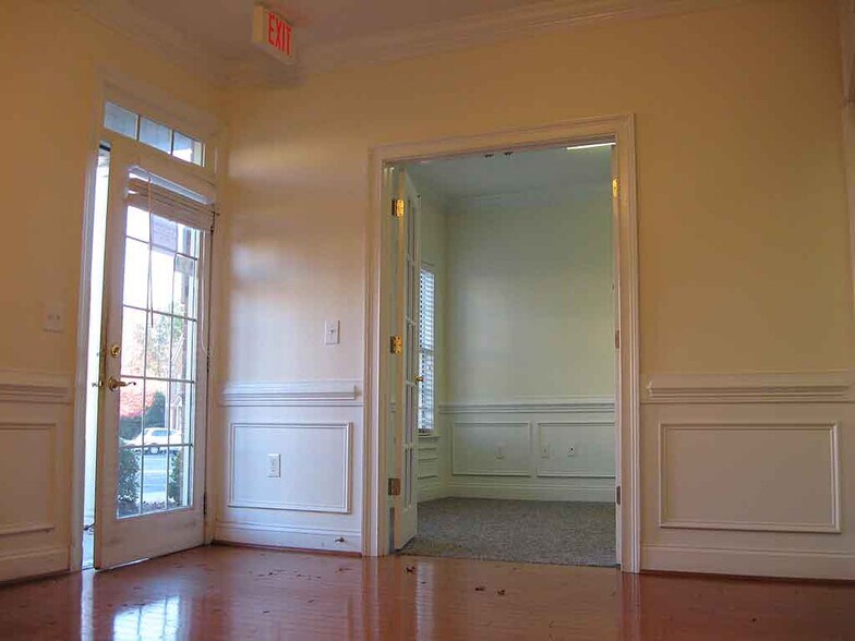 More Photos Of 1301 Shiloh Rd, Kennesaw Office Residential For Lease