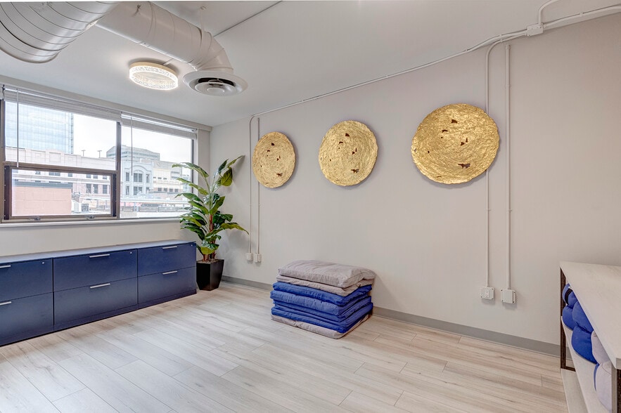 More Photos Of 1440 Blake St, Denver Office For Sale