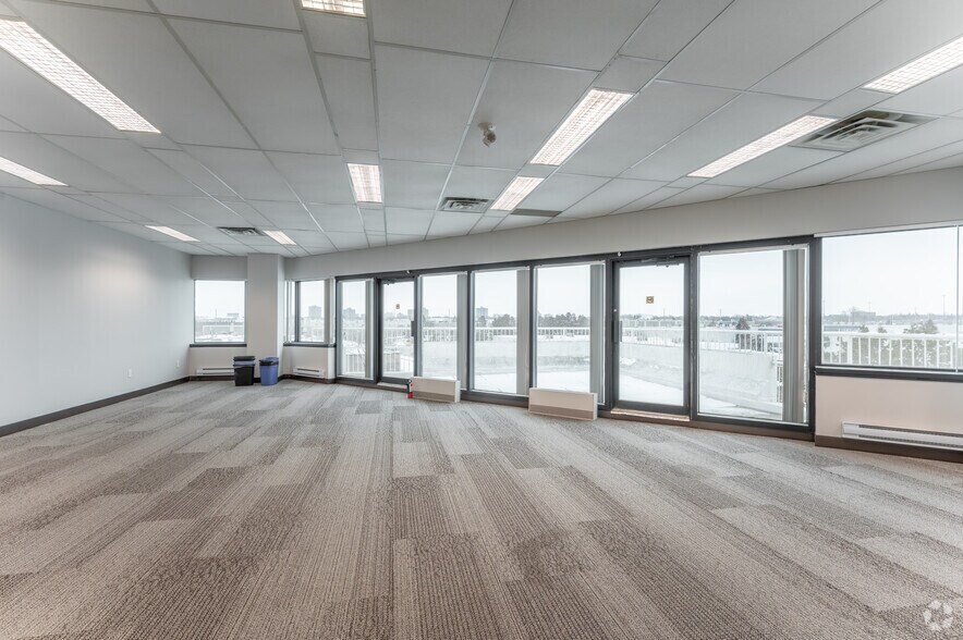 More Photos Of 2233 Argentia Rd, Mississauga Office For Lease