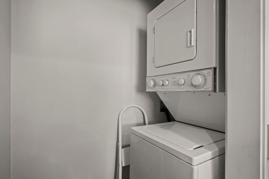 More Photos Of 701 S Nevada St, Carson City Apartments For Sale