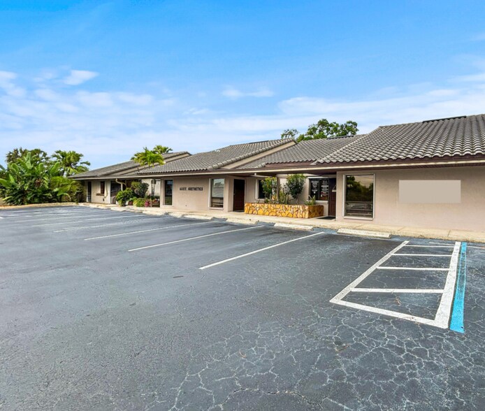 More Photos Of 933 Oleander Way S, South Pasadena Medical For Lease