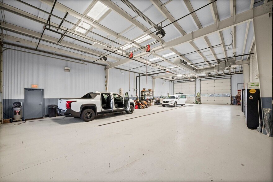 More Photos Of 3960 State Road 38 E, Lafayette Auto Dealership For Sale