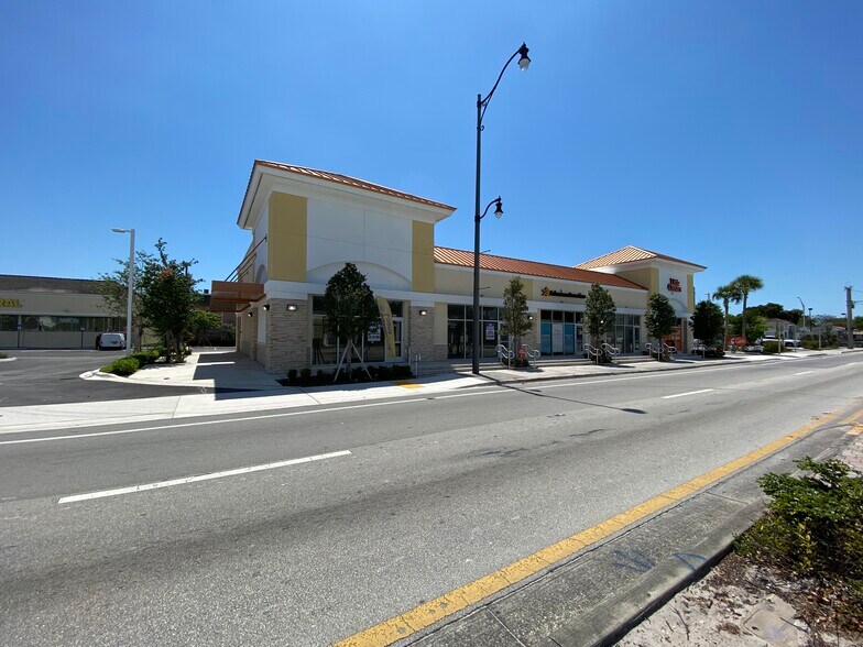 More Photos Of 1735-1891 N Federal Hwy, Hollywood Unknown For Lease