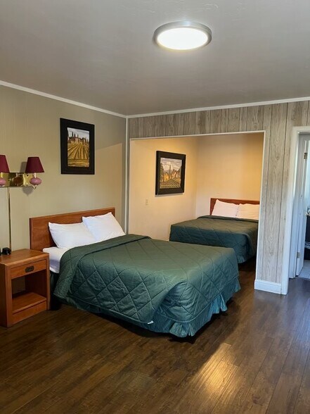 More Photos Of 550 S Auburn St, Colfax Hotel For Sale