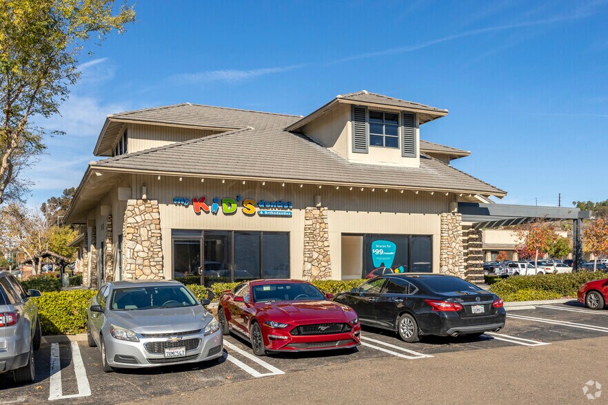 More Photos Of 13616-13654 Poway Rd, Poway Unknown For Lease