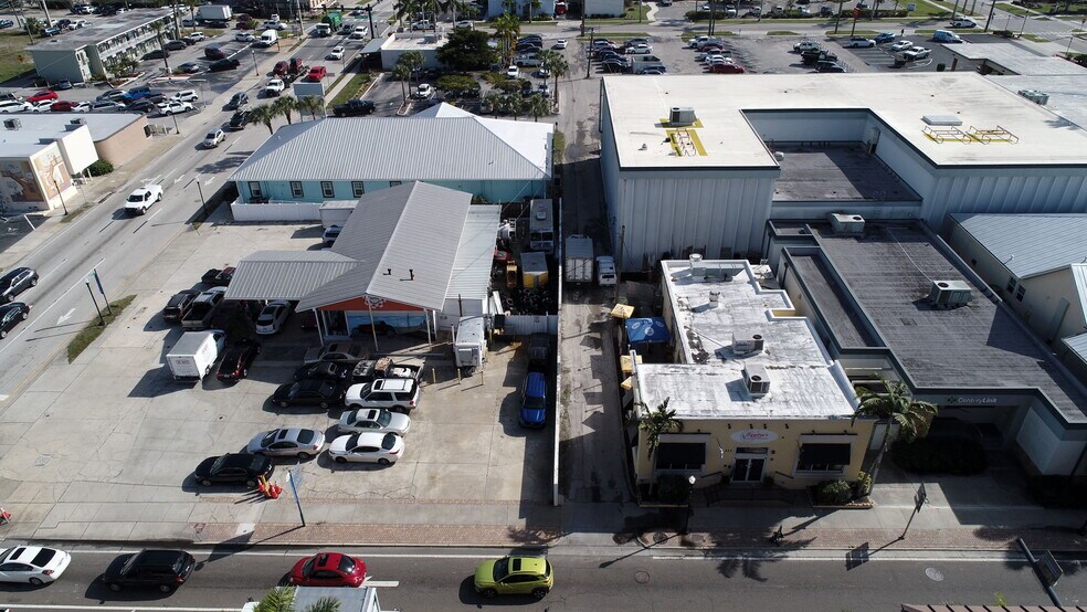 More Photos Of 111 W Olympia Ave, Punta Gorda Restaurant For Sale