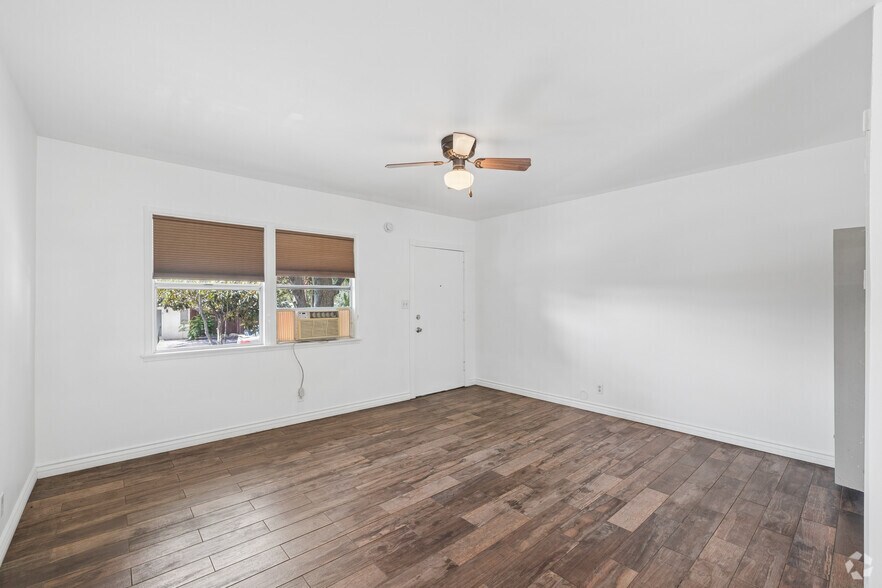 More Photos Of 6801-6809 Valmont St, Tujunga Apartments For Sale
