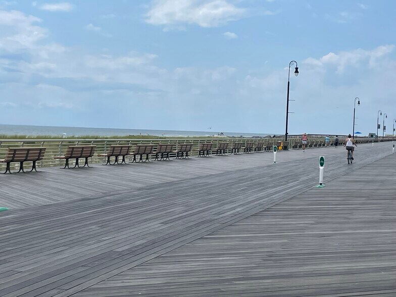 More Photos Of 485 W Broadway, Long Beach Specialty For Sale