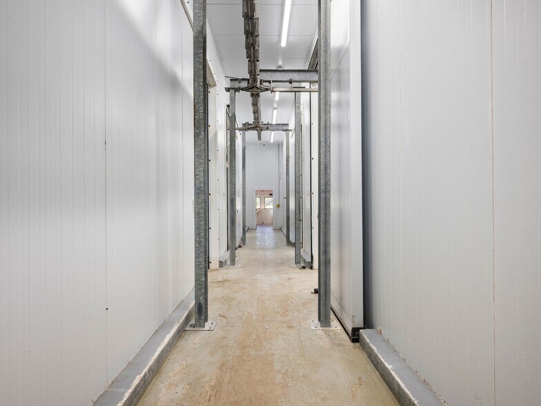 More Photos Of 6411 Highway 90 E, Knippa Refrigeration Cold Storage For Sale