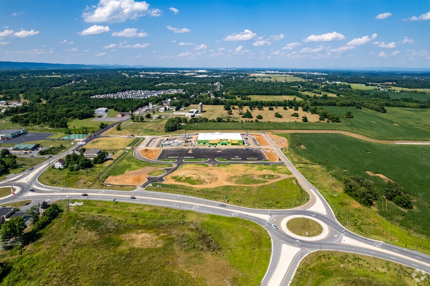 More Photos Of 7655 Winchester Ave, Inwood Storefront For Lease