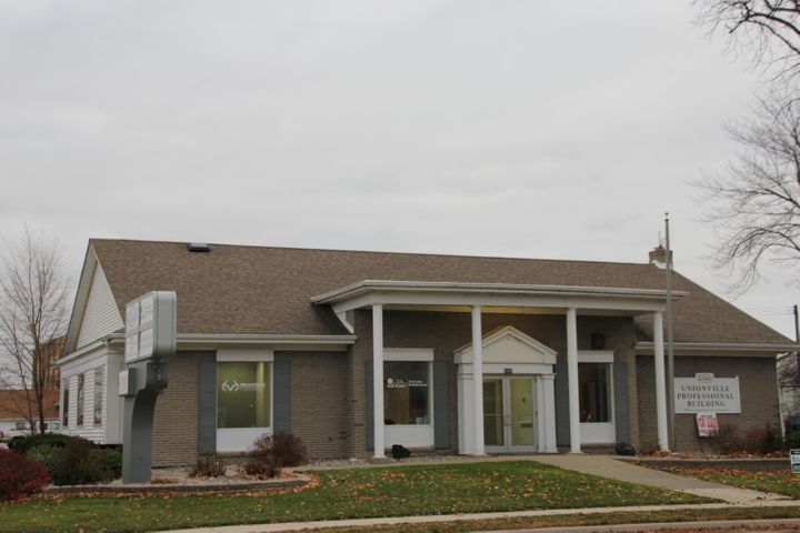 More Photos Of 6586 Center St, Unionville Bank For Sale