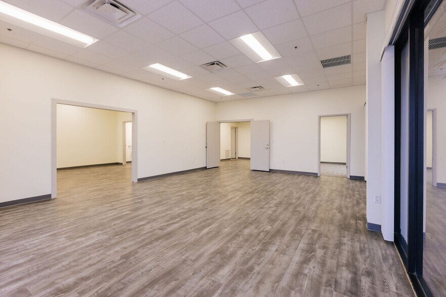 More Photos Of 2875 NW 77th Ave, Miami Warehouse For Lease