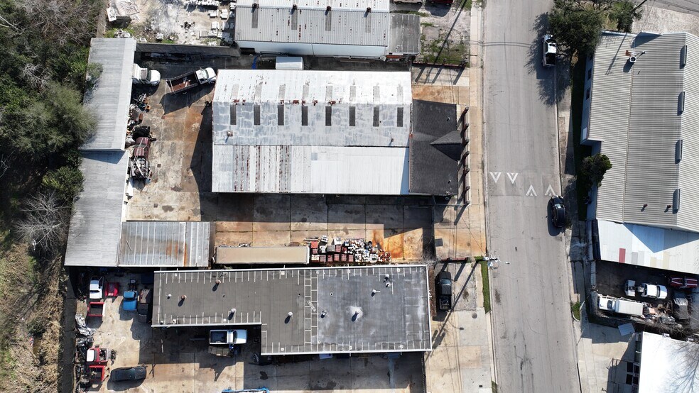 More Photos Of 4127 Weslow St, Houston Industrial For Lease