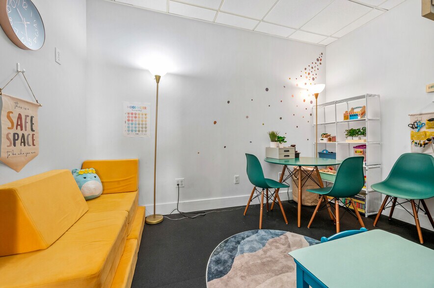 More Photos Of 1103 Cortelyou Rd, Brooklyn Apartments For Sale