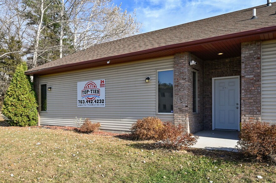 More Photos Of 16015 NE Central Ave, Ham Lake Office For Sale