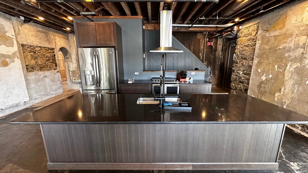 More Photos Of 225 Ferry St, Easton Office Residential For Lease