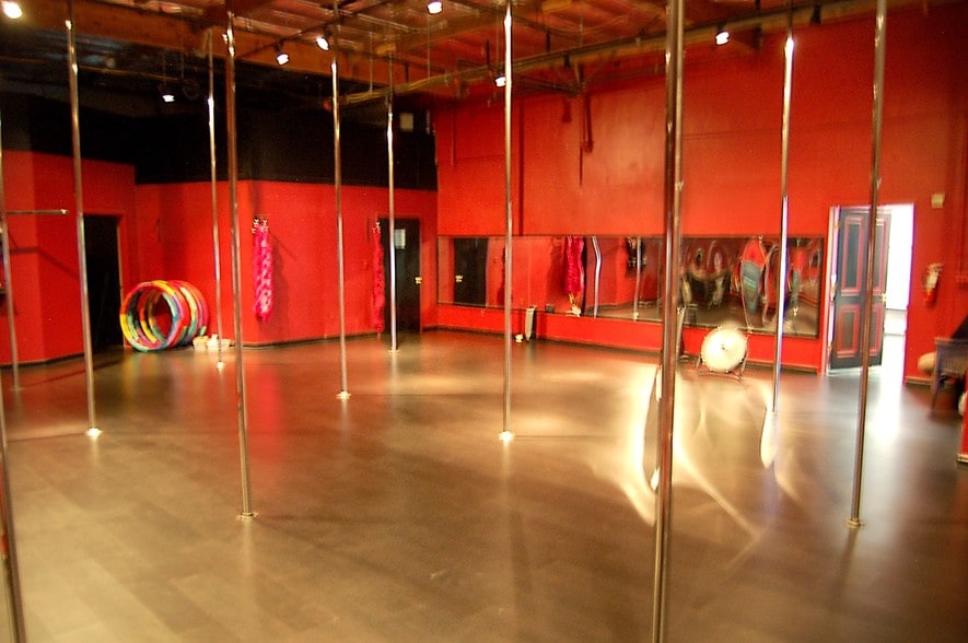 More Photos Of 554 Martin Ave, Rohnert Park Warehouse For Lease