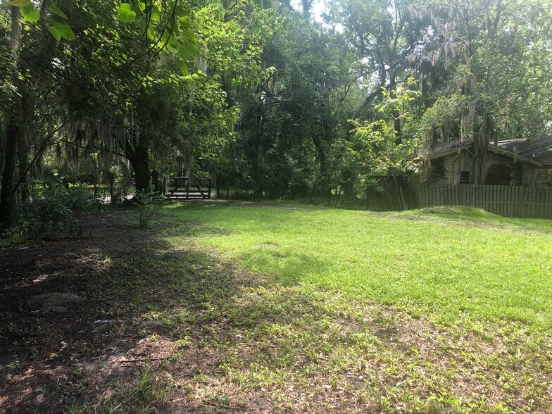 7854 MoncriefDinsmore Rd, Jacksonville, FL 32219 Freestanding For